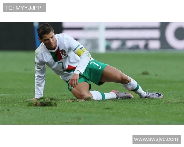 足球明星高清潮流图片集展现球场魅力与风采的完美瞬间 足球明星高清潮流图片集展现球场魅力与风采的完美瞬间